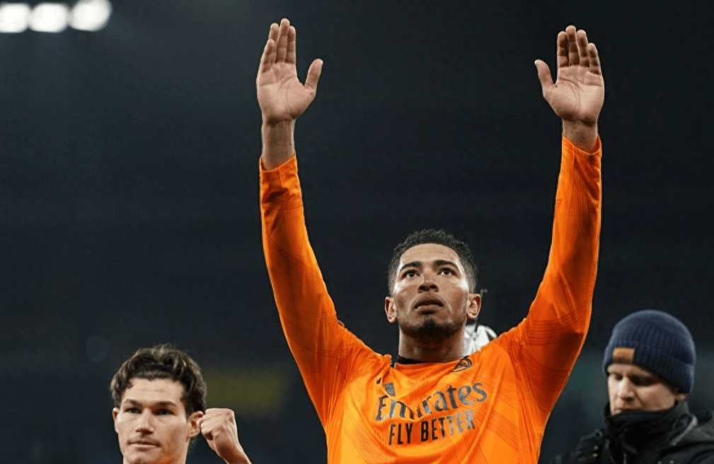 多特蒙德替补上场改变战局，贝林厄姆防线瞬间崩溃！的简单介绍