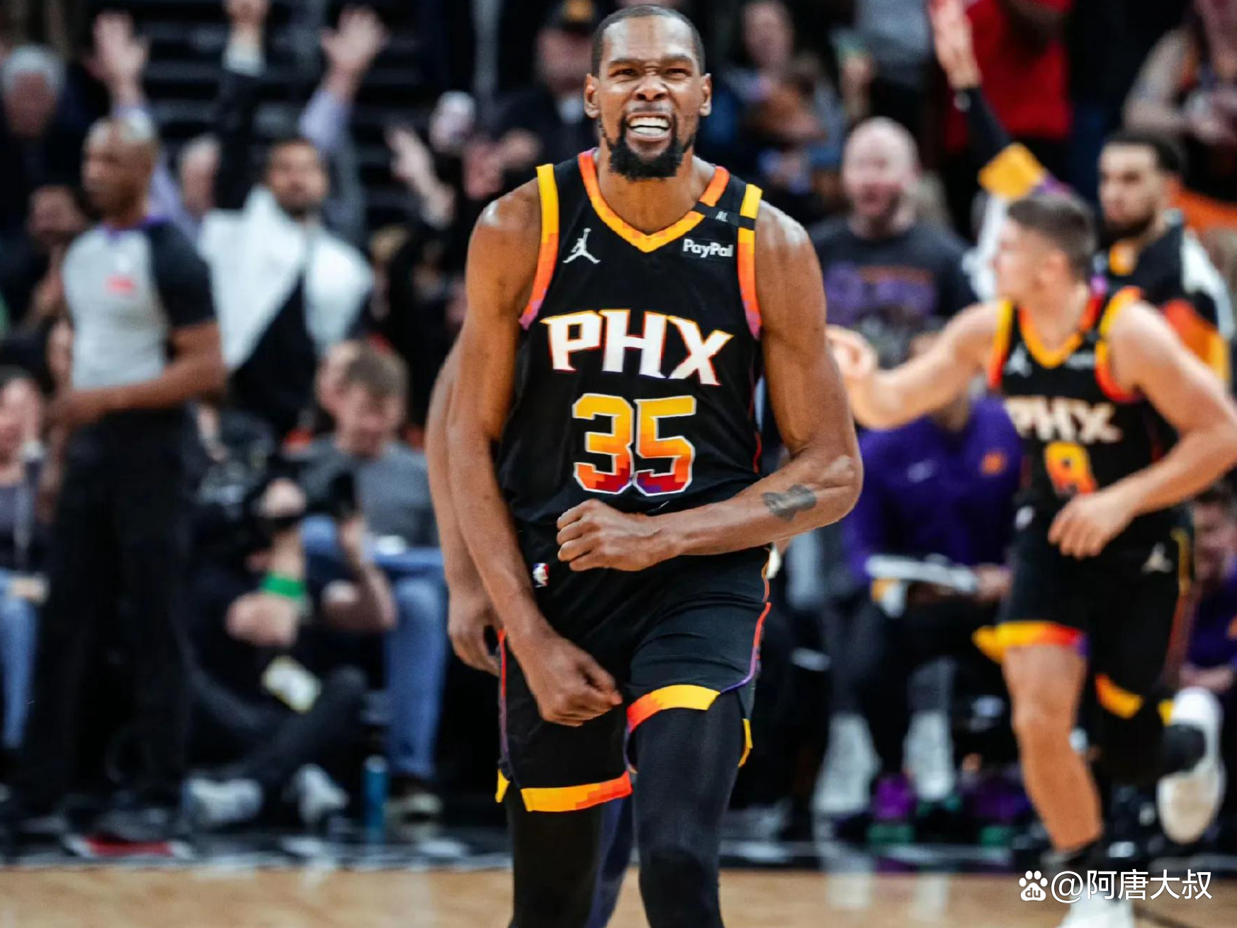  杜兰特回归赛场，惊险取胜首场状态亮眼，加拿大队观众沸腾！